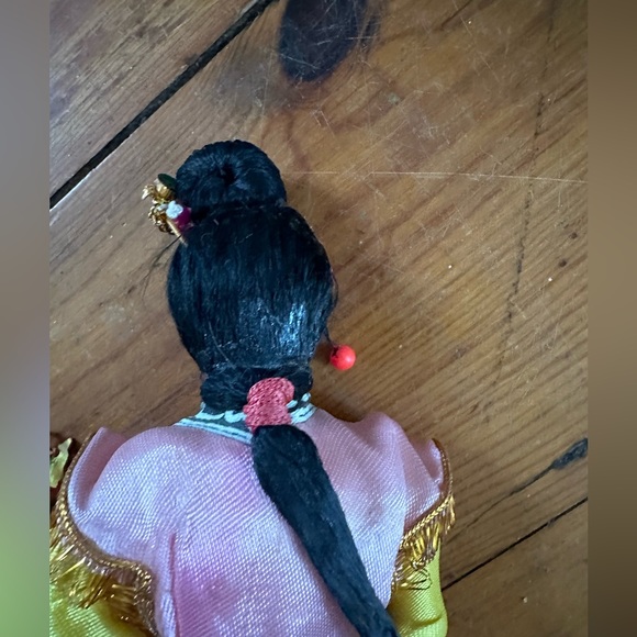 Vintage Asian Doll - Picture 5 of 14